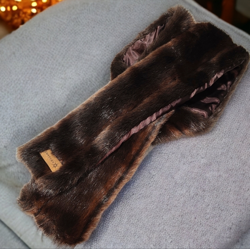 COVFURS Faux Fur Neck Warmer Scarf